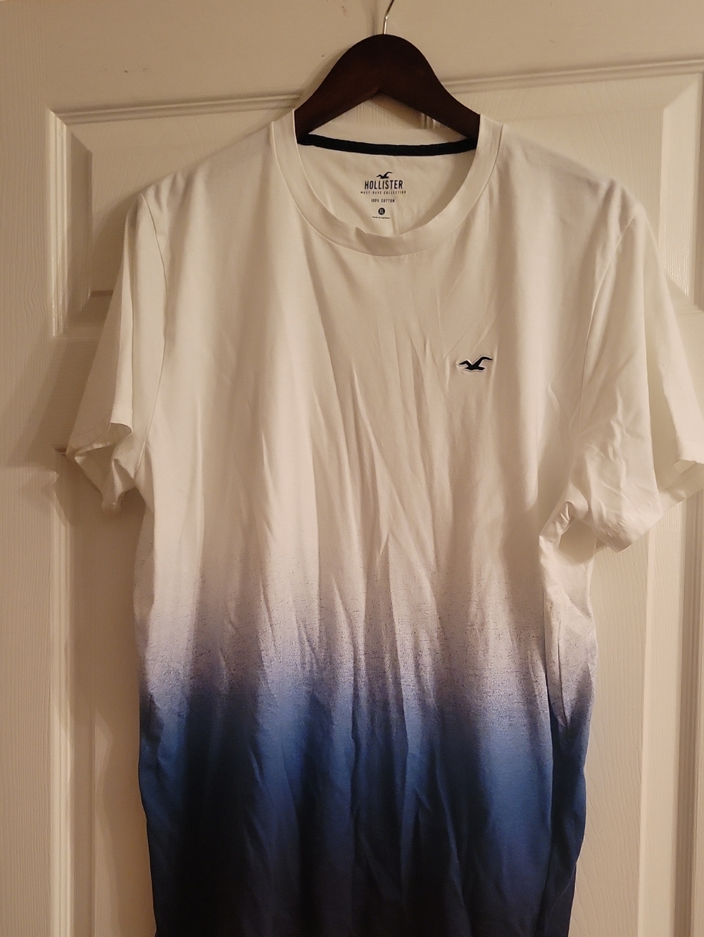 Worn Once Hollister Men's White to Navy Ombre Crewneck T-Shirt